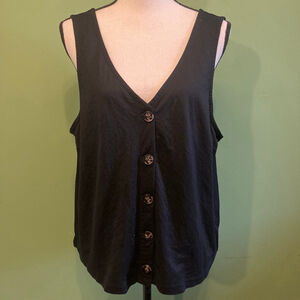 Women's Signature Reitmans Black Button-Front Tank Top XL